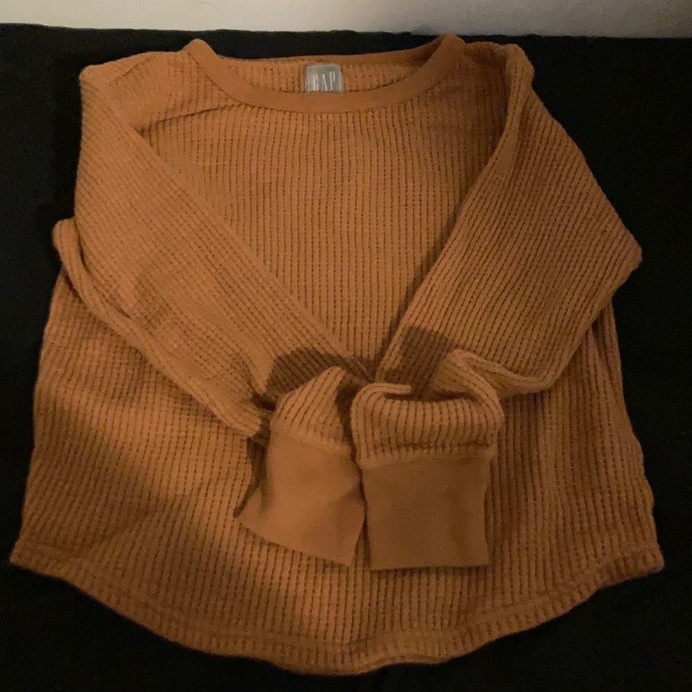Yellow Xs gap sweater